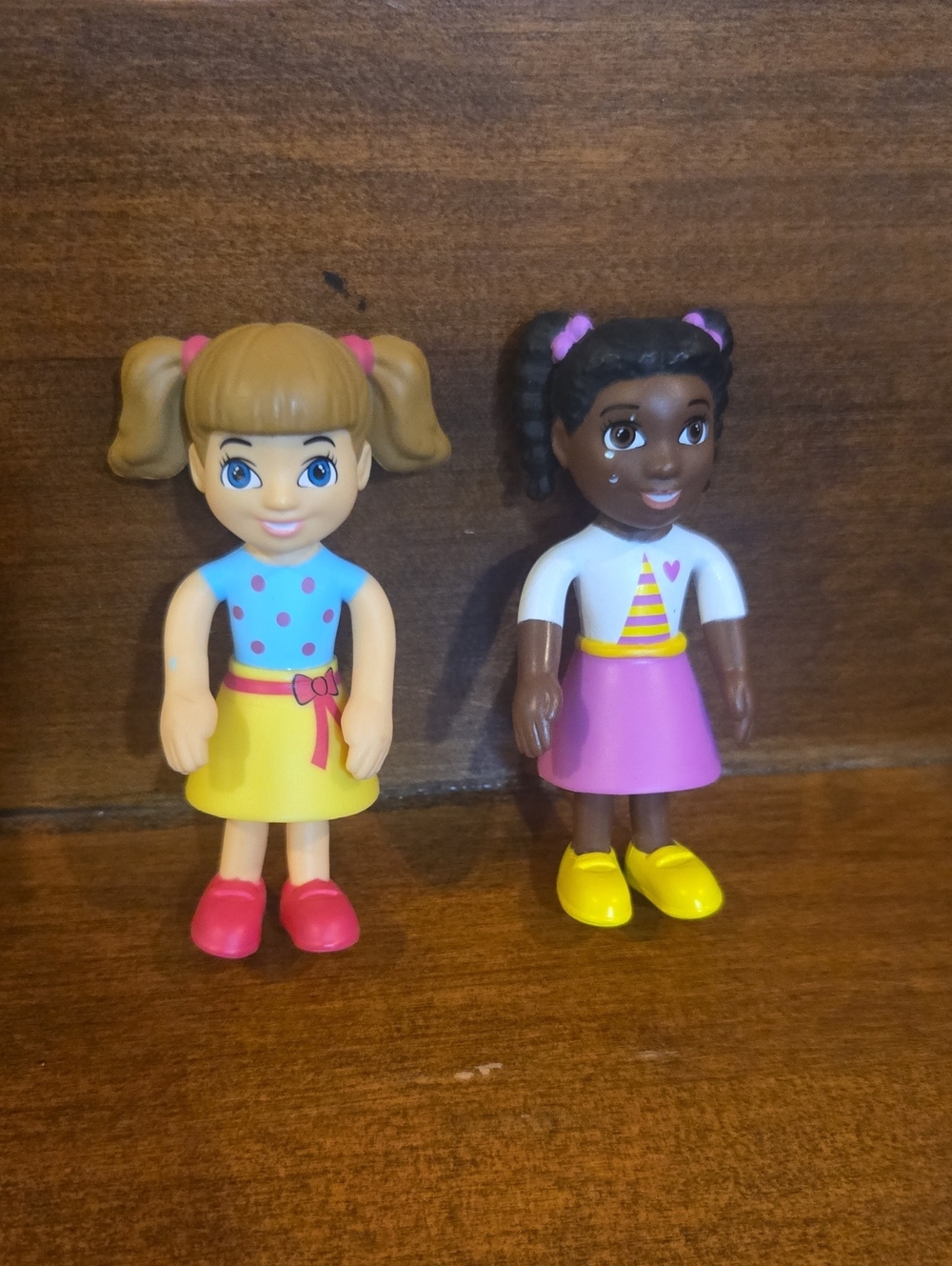 Lakeshore Pise & Play Doll Set - Pink & Yellow Dresses